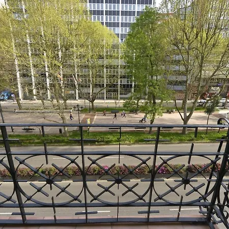 Sf Avenue Lägenhet *